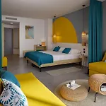 Hotell Corinthia 3*