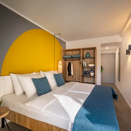 Hotel Sunny 3*