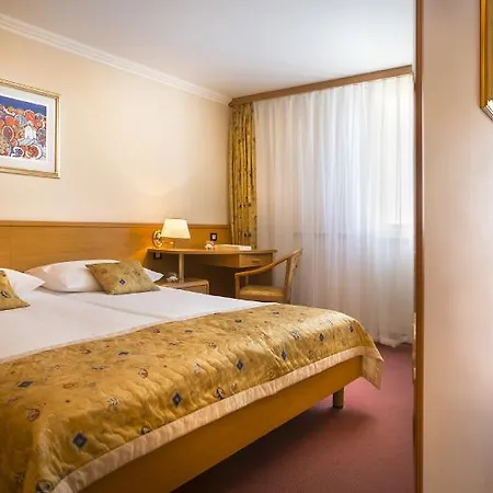 Sunny Hotel Baska (Krk)