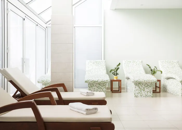 Szálloda Corinthia 3*