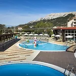 Corinthia Hotel