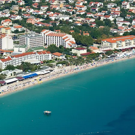 Corinthia 3*