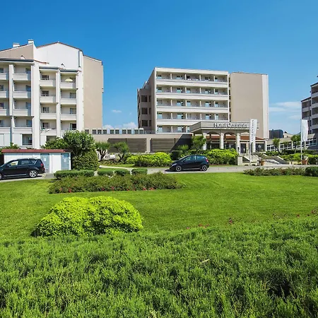 Sunny Hotel 3*