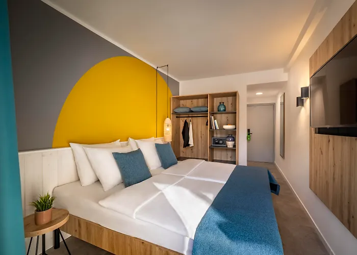 Ξενοδοχείο Corinthia 3*