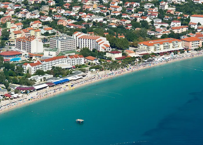 Corinthia 3*